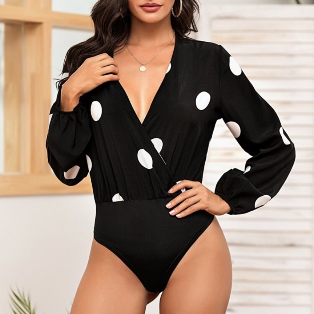 Polka dot lantern sleeve body suit